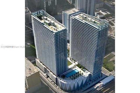 Condo in Miami, Florida, 2 bedrooms  № 1756770 - photo 1