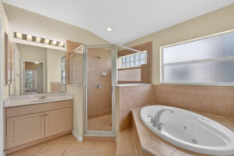 Villa ou maison à vendre à Cape Coral, Floride: 3 chambres, 166.85 m2 № 2248127 - photo 19