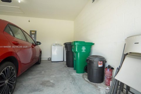 Снять в аренду виллу или дом в Порт-Сент-Луси, Флорида 3 спальни, 149.94м2, № 2005528 - фото 24