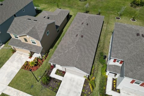 Снять в аренду виллу или дом в Порт-Сент-Луси, Флорида 3 спальни, 149.94м2, № 2005528 - фото 4