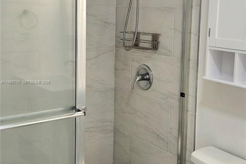 Снять в аренду кондоминиум в Майами, Флорида 1 спальня, 72.09м2, № 2030705 - фото 26