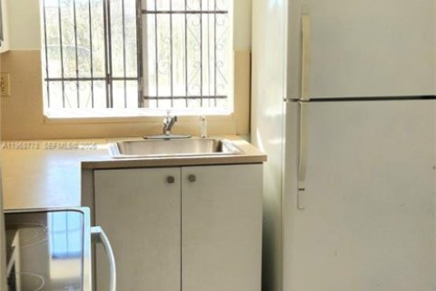 Снять в аренду кондоминиум в Майами, Флорида 1 спальня, 72.09м2, № 2030705 - фото 14