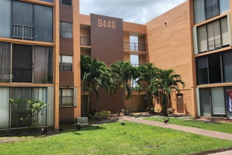 Снять в аренду кондоминиум в Майами, Флорида 1 спальня, 72.09м2, № 2030705 - фото 4