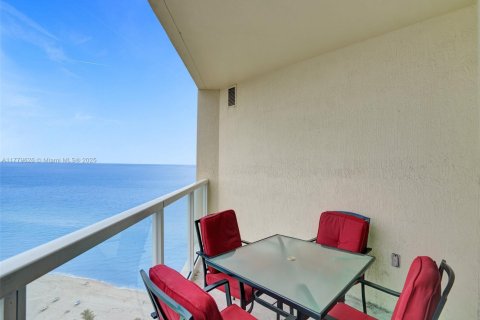 Copropriété à louer à Sunny Isles Beach, Floride: 1 chambre, 92.9 m2 № 1737957 - photo 12
