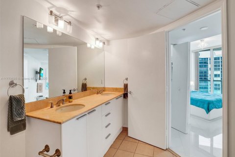 Copropriété à louer à Sunny Isles Beach, Floride: 1 chambre, 92.9 m2 № 1737957 - photo 24