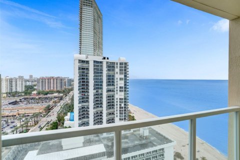 Copropriété à louer à Sunny Isles Beach, Floride: 1 chambre, 92.9 m2 № 1737957 - photo 27