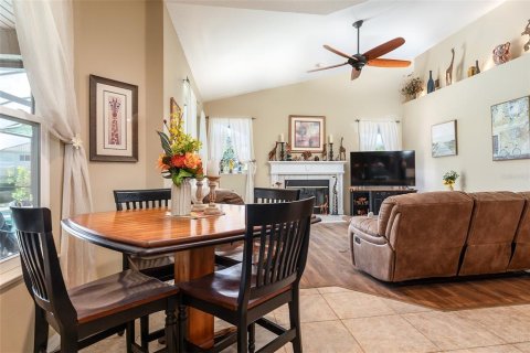 Villa ou maison à vendre à Belle Isle, Floride: 4 chambres, 231.05 m2 № 2345406 - photo 12