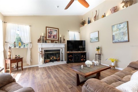 Villa ou maison à vendre à Belle Isle, Floride: 4 chambres, 231.05 m2 № 2345406 - photo 13