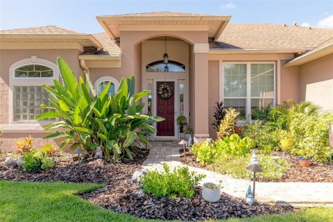 Villa ou maison à vendre à Belle Isle, Floride: 4 chambres, 231.05 m2 № 2345406 - photo 4