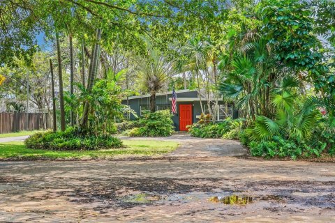 Купить виллу или дом в Холливуд, Флорида 2 спальни, 117.99м2, № 1972580 - фото 24