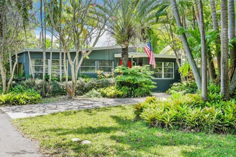 Купить виллу или дом в Холливуд, Флорида 2 спальни, 117.99м2, № 1972580 - фото 25