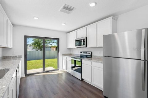 Casa en venta en Lakeland, Florida, 2 dormitorios, 95.88 m2 № 2232407 - foto 5