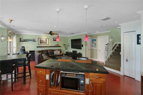 Купить виллу или дом в Майами, Флорида 4 спальни, 218.6м2, № 2028042 - фото 10