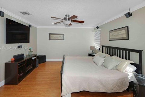 Купить виллу или дом в Майами, Флорида 4 спальни, 218.6м2, № 2028042 - фото 17