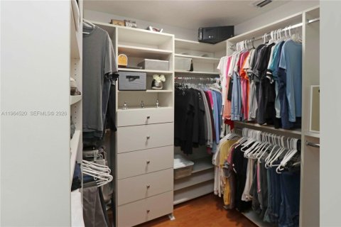 Купить виллу или дом в Майами, Флорида 4 спальни, 218.6м2, № 2028042 - фото 18