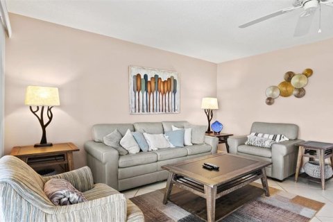 Condominio en alquiler en Sarasota, Florida, 2 dormitorios, 79.9 m2 № 1808743 - foto 16