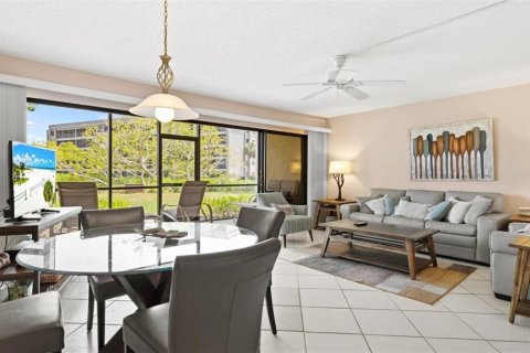 Condominio en alquiler en Sarasota, Florida, 2 dormitorios, 79.9 m2 № 1808743 - foto 25