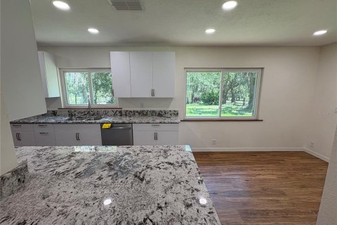 House in Ocala, Florida 3 bedrooms, 148.64 sq.m. № 1642820 - photo 22