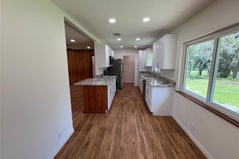 House in Ocala, Florida 3 bedrooms, 148.64 sq.m. № 1642820 - photo 24
