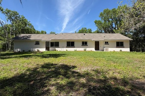 House in Ocala, Florida 3 bedrooms, 148.64 sq.m. № 1642820 - photo 5