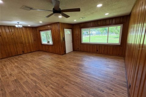 House in Ocala, Florida 3 bedrooms, 148.64 sq.m. № 1642820 - photo 15