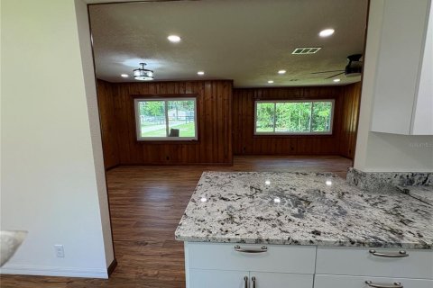 House in Ocala, Florida 3 bedrooms, 148.64 sq.m. № 1642820 - photo 17