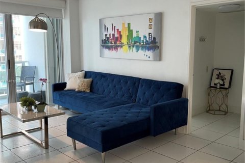 Condo in Miami Beach, Florida, 2 bedrooms № 1957382 - photo 20