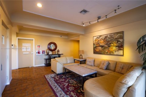 Condo in Fort Lauderdale, Florida, 2 bedrooms № 1941150 - photo 5