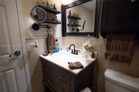 Condo in Fort Lauderdale, Florida, 2 bedrooms № 1941150 - photo 22