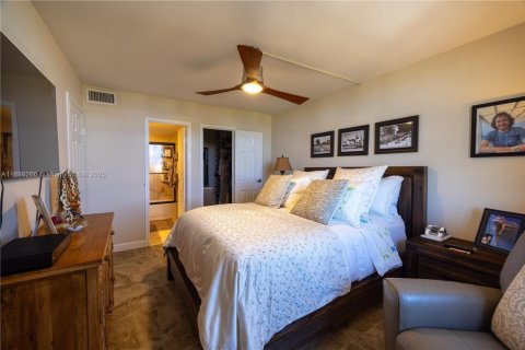 Condo in Fort Lauderdale, Florida, 2 bedrooms № 1941150 - photo 26