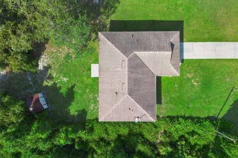 House in Deltona, Florida 3 bedrooms, 107.12 sq.m. № 2396378 - photo 24