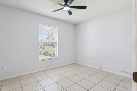 House in Deltona, Florida 3 bedrooms, 107.12 sq.m. № 2396378 - photo 17