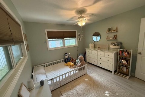 House in Clearwater, Florida 2 bedrooms, 141.86 sq.m. № 2216054 - photo 13