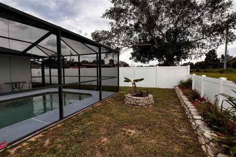Casa en venta en Spring Hill, Florida, 3 dormitorios, 147.25 m2 № 1919740 - foto 15