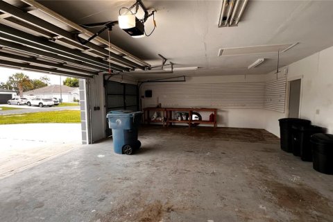 Casa en venta en Spring Hill, Florida, 3 dormitorios, 147.25 m2 № 1919740 - foto 10