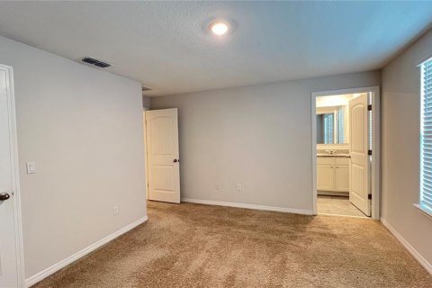 Townhouse in Winter Garden, Florida 3 bedrooms, 168.8 sq.m. № 2198822 - photo 22