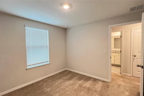 Townhouse in Winter Garden, Florida 3 bedrooms, 168.8 sq.m. № 2198822 - photo 26