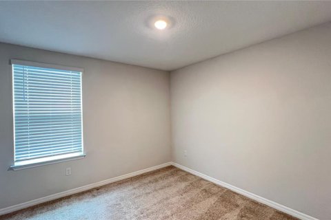 Townhouse in Winter Garden, Florida 3 bedrooms, 168.8 sq.m. № 2198822 - photo 29