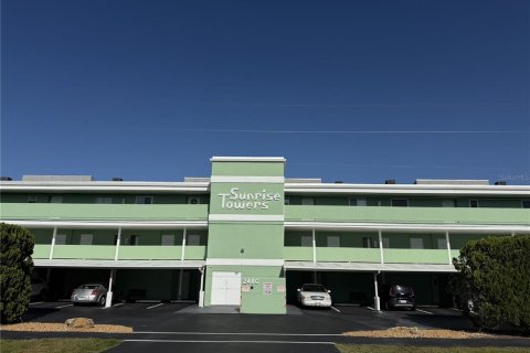 Condo in Port Charlotte, Florida, 2 bedrooms  № 2094976