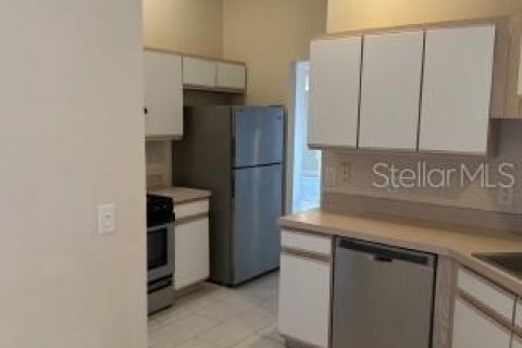House in Davenport, Florida 3 bedrooms, 116.96 sq.m. № 2220298 - photo 3