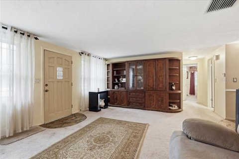 Villa ou maison à vendre à Tarpon Springs, Floride: 4 chambres, 186.36 m2 № 2287106 - photo 8