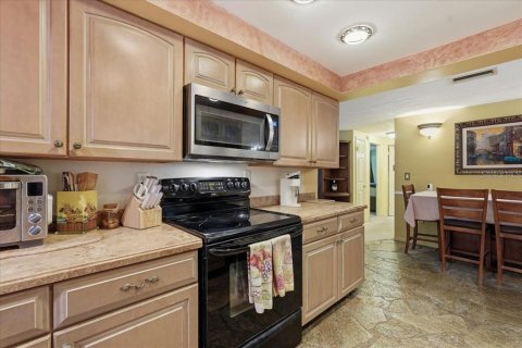 Villa ou maison à vendre à Tarpon Springs, Floride: 4 chambres, 186.36 m2 № 2287106 - photo 14