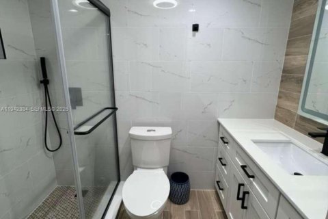 Copropriété à louer à Pompano Beach, Floride: 1 chambre, 62.99 m2 № 1999372 - photo 15