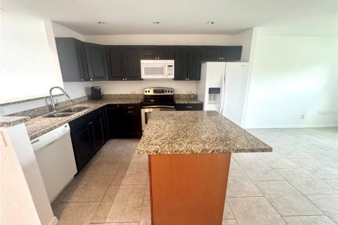 Condo in Tampa, Florida, 2 bedrooms  № 2218315 - photo 6