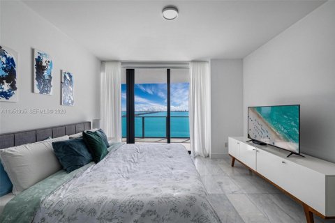 Condominio en venta en Miami, Florida, 3 dormitorios, 151.8 m2 № 2008281 - foto 17