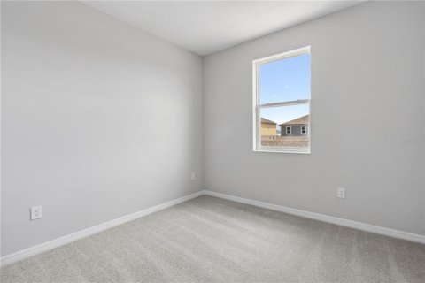 Townhouse in Winter Garden, Florida 3 bedrooms, 156.82 sq.m. № 2238698 - photo 15
