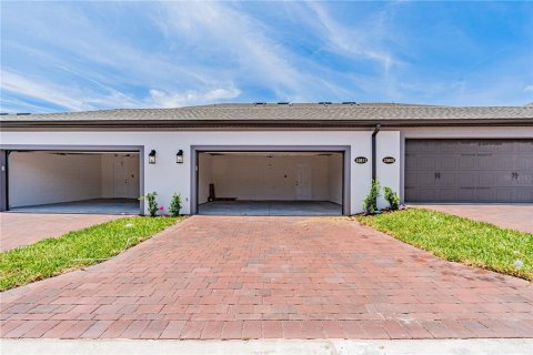 Townhouse in Winter Garden, Florida 3 bedrooms, 156.82 sq.m. № 2238698 - photo 25
