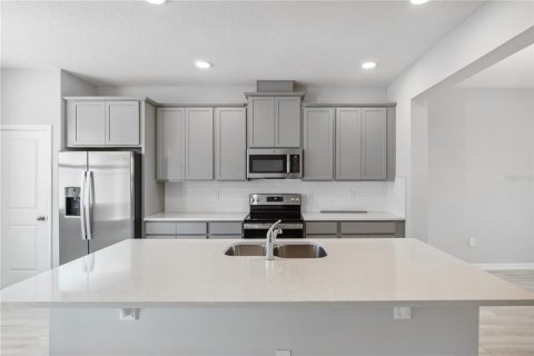 Townhouse in Winter Garden, Florida 3 bedrooms, 156.82 sq.m. № 2238698 - photo 8