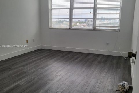 Copropriété à louer à North Bay Village, Floride: 1 chambre, 87.33 m2 № 2065056 - photo 7