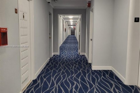 Copropriété à louer à North Bay Village, Floride: 1 chambre, 87.33 m2 № 2065056 - photo 10